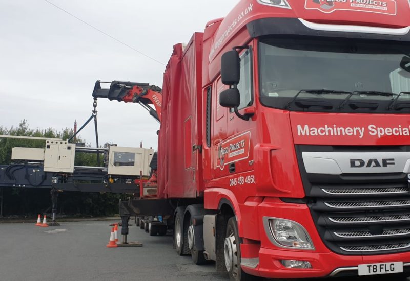 Plastic Machinery Movers flegg-crane-trailer-lifting-demag