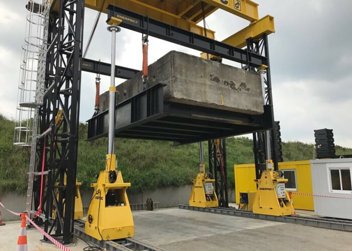 Flegg - Increasing hydraulic lift capacity to 125-tons!